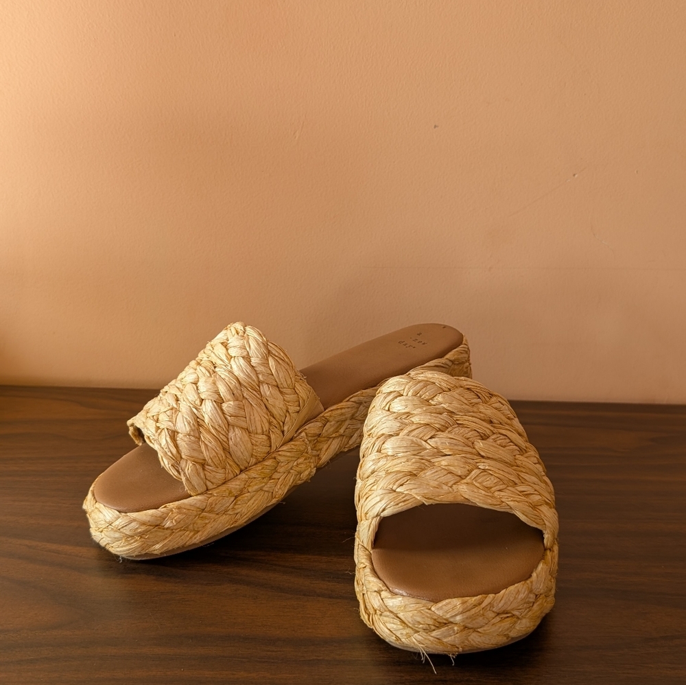 Woven Platform Slide Sandals - Natural Straw
